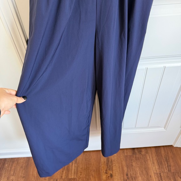 Halara Breezeful Backless Side Zipper Wide Leg Quick Dry Jumpsuit Large NWT Navy - Picture 6 of 7